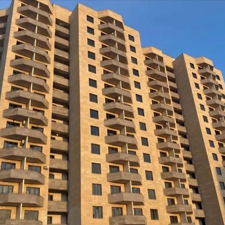 Beautiful Apartment With 3 Balconies In The Center Of يريفان المظهر الخارجي الصورة