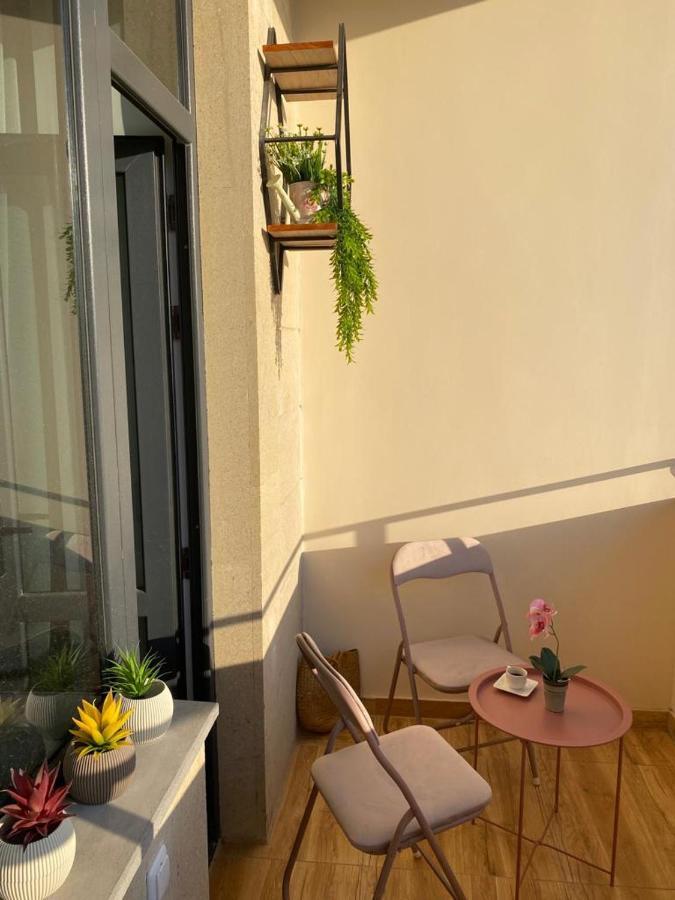 Beautiful Apartment With 3 Balconies In The Center Of يريفان المظهر الخارجي الصورة