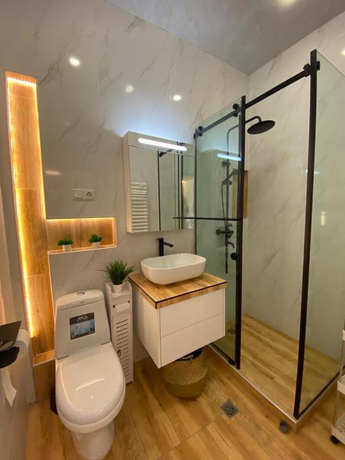 Beautiful Apartment With 3 Balconies In The Center Of يريفان المظهر الخارجي الصورة